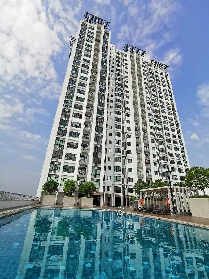 0803 Family Suites Bukit Indah Tvbox Wifi Games Toy 新山 公寓